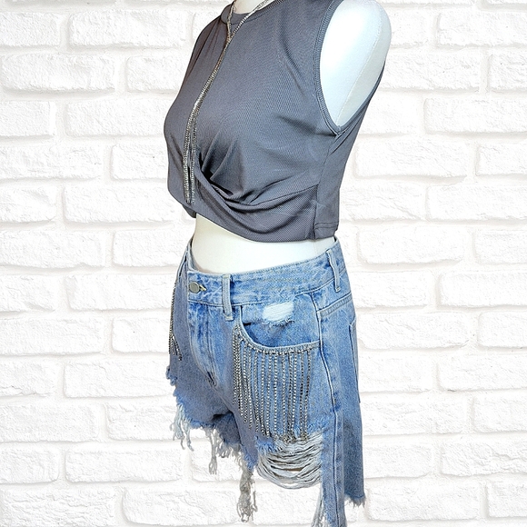 High Rise Jean Shorts Rhinestone Pockets Rough Edge Cut Off Distressed Shorts M - Picture 4 of 15